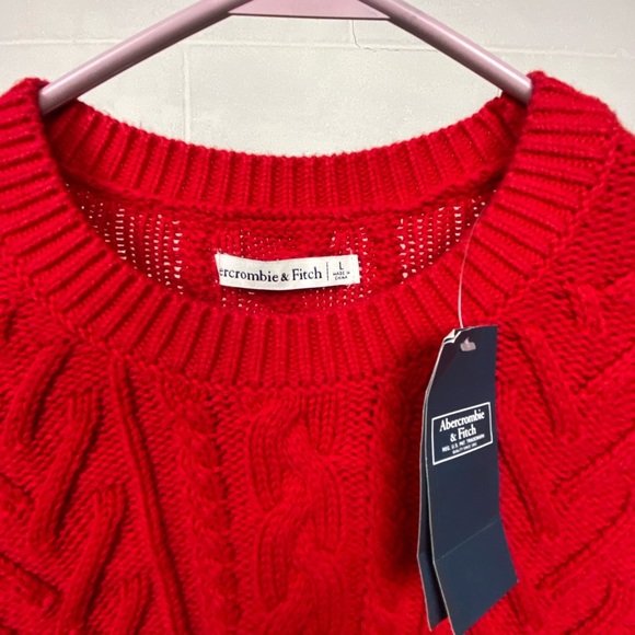 NWT‎ Abercrombie & Fitch Cable Knit Sweater Camisole and Shrug Set LARGE Red NEW - Picture 6 of 13